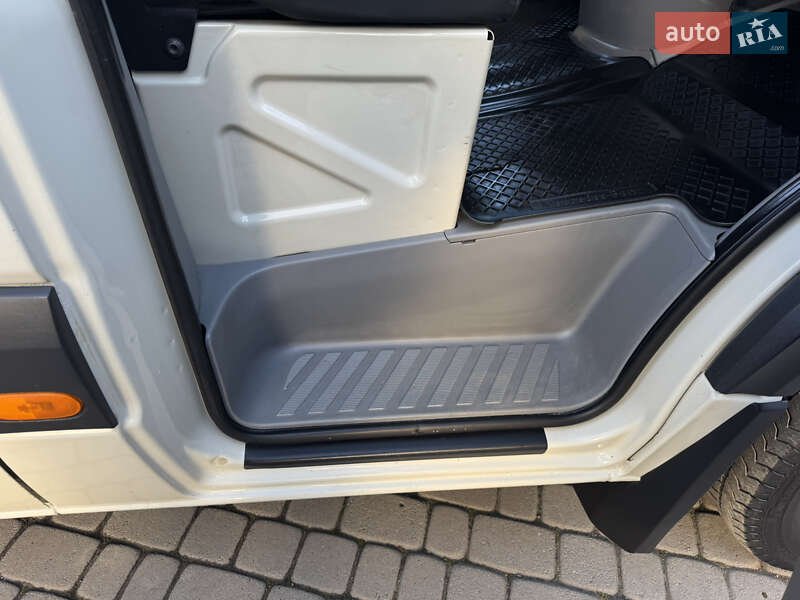 Грузовой фургон Mercedes-Benz Sprinter 2015 в Иршаве