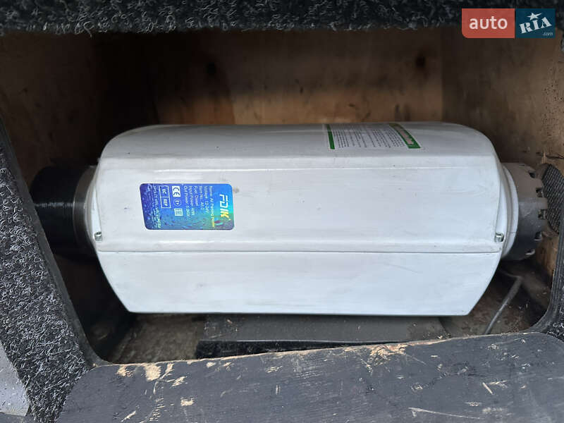 Вантажний фургон Mercedes-Benz Sprinter 2004 в Чернівцях