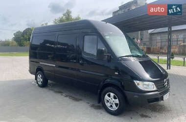 Вантажний фургон Mercedes-Benz Sprinter 2004 в Чернівцях