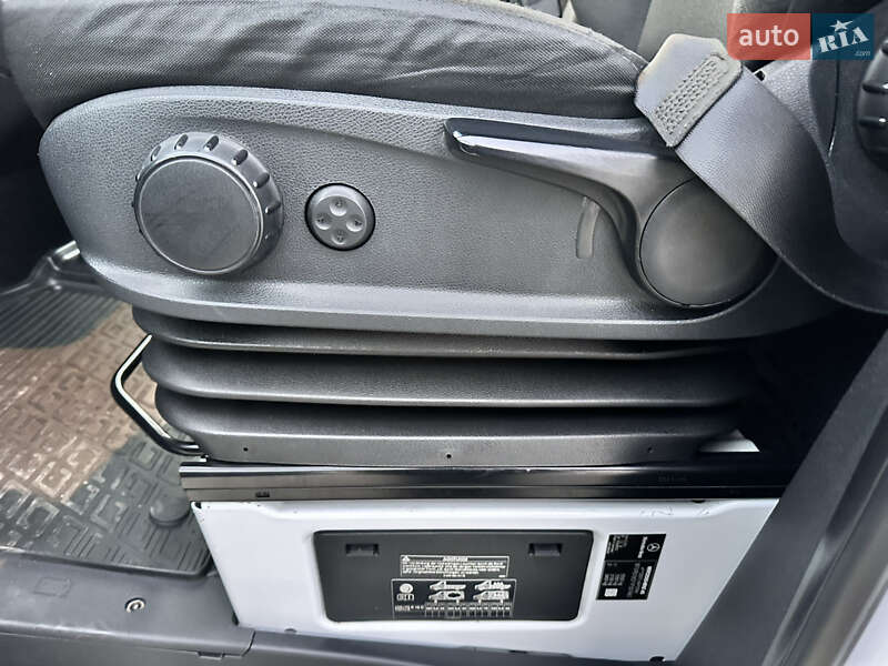 Вантажний фургон Mercedes-Benz Sprinter 2020 в Чернівцях