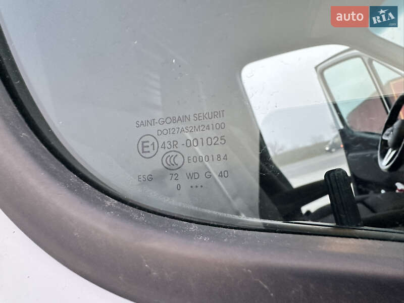 Вантажний фургон Mercedes-Benz Sprinter 2020 в Чернівцях