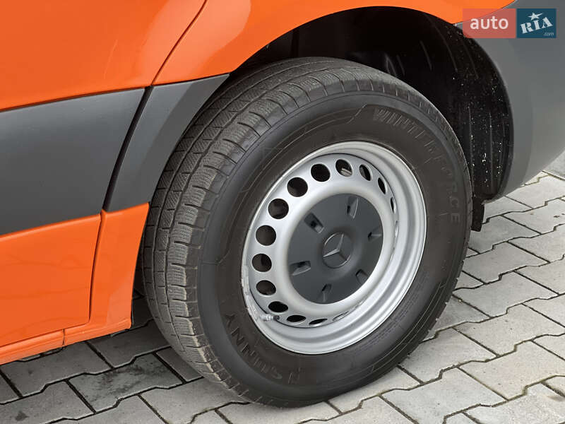 Грузовой фургон Mercedes-Benz Sprinter 2023 в Дубно