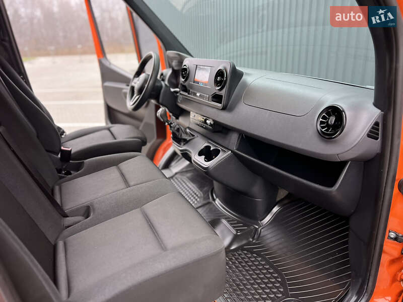 Грузовой фургон Mercedes-Benz Sprinter 2023 в Дубно