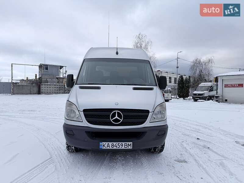 Вантажний фургон Mercedes-Benz Sprinter 2007 в Києві