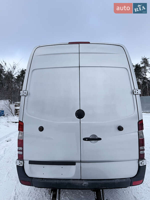 Вантажний фургон Mercedes-Benz Sprinter 2007 в Києві