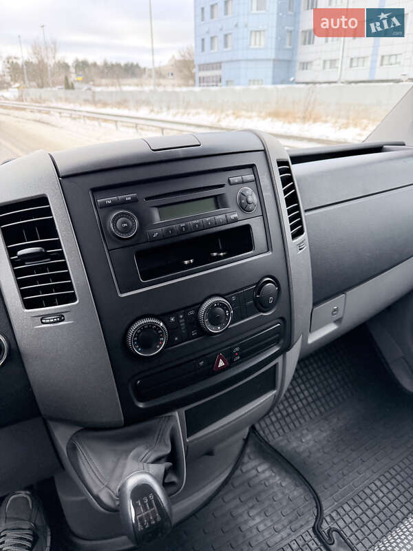 Вантажний фургон Mercedes-Benz Sprinter 2007 в Києві
