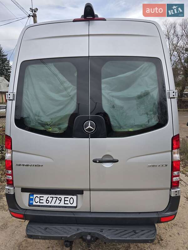 Вантажний фургон Mercedes-Benz Sprinter 2014 в Чернівцях