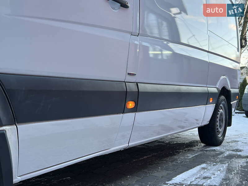 Вантажний фургон Mercedes-Benz Sprinter 2018 в Чернівцях