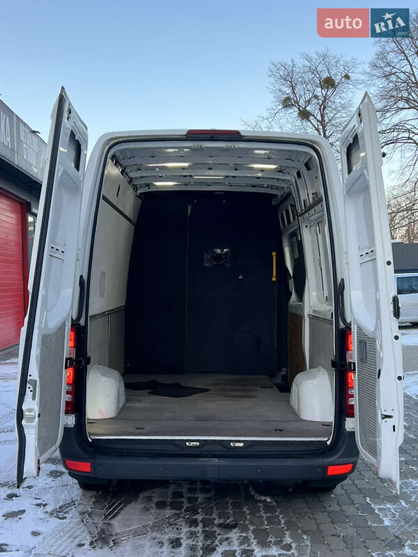 Вантажний фургон Mercedes-Benz Sprinter 2018 в Чернівцях