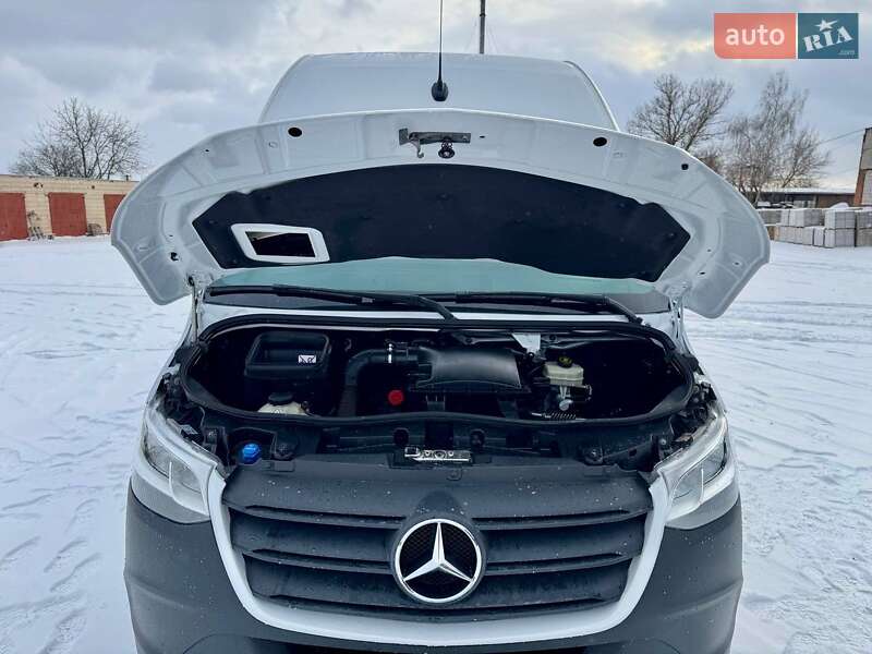Вантажний фургон Mercedes-Benz Sprinter 2021 в Вінниці