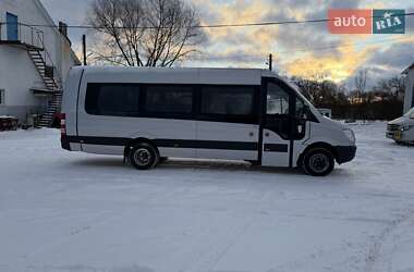 Туристический / Междугородний автобус Mercedes-Benz Sprinter 2013 в Хотине