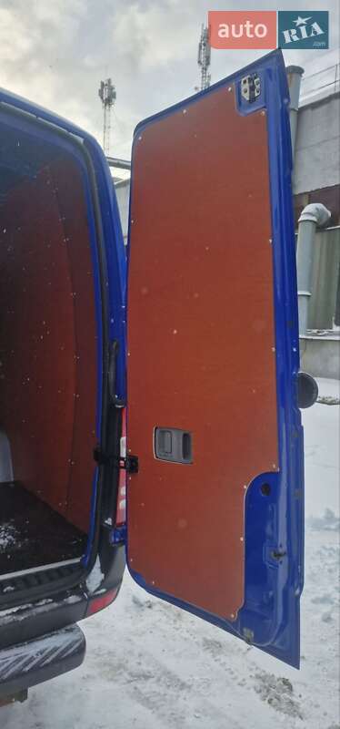 Вантажний фургон Mercedes-Benz Sprinter 2018 в Рівному