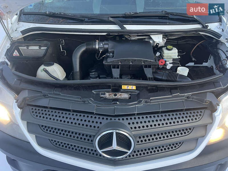 Автовоз Mercedes-Benz Sprinter 2013 в Луцьку