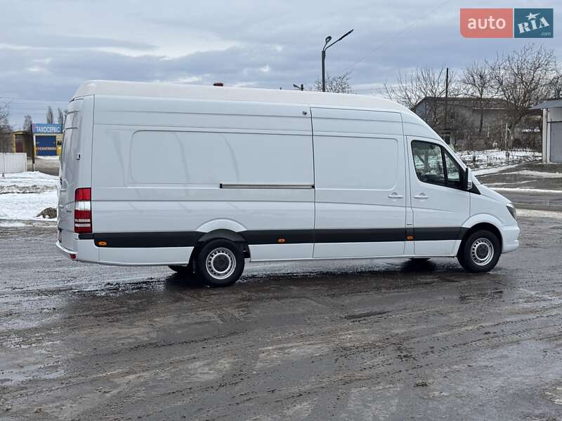 Вантажний фургон Mercedes-Benz Sprinter 2017 в Дубні