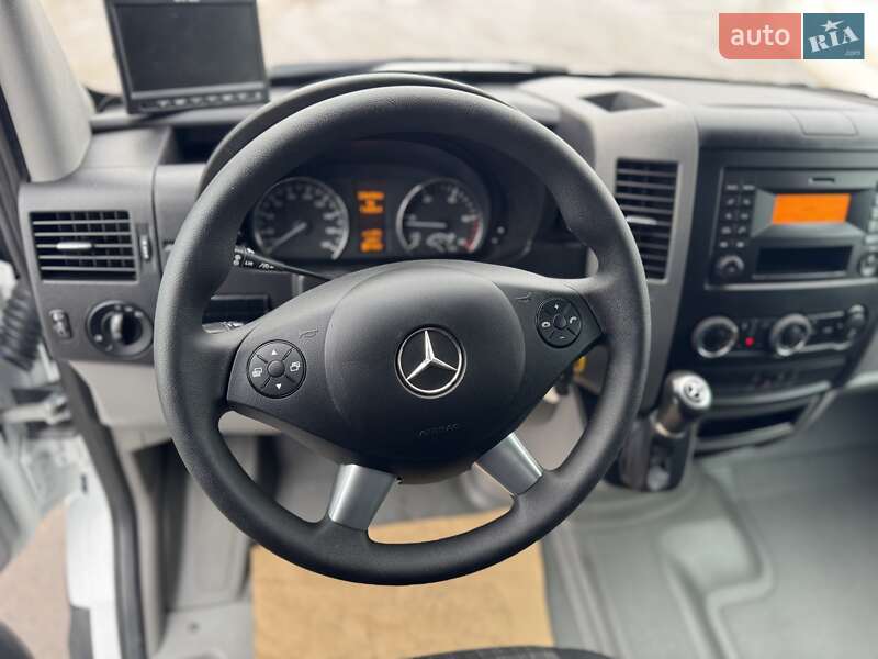 Вантажний фургон Mercedes-Benz Sprinter 2017 в Дубні