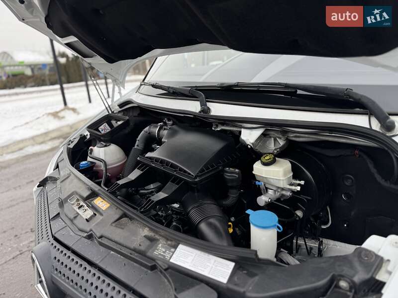 Вантажний фургон Mercedes-Benz Sprinter 2017 в Дубні