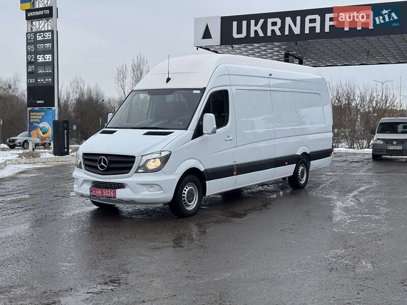 Вантажний фургон Mercedes-Benz Sprinter 2017 в Дубні