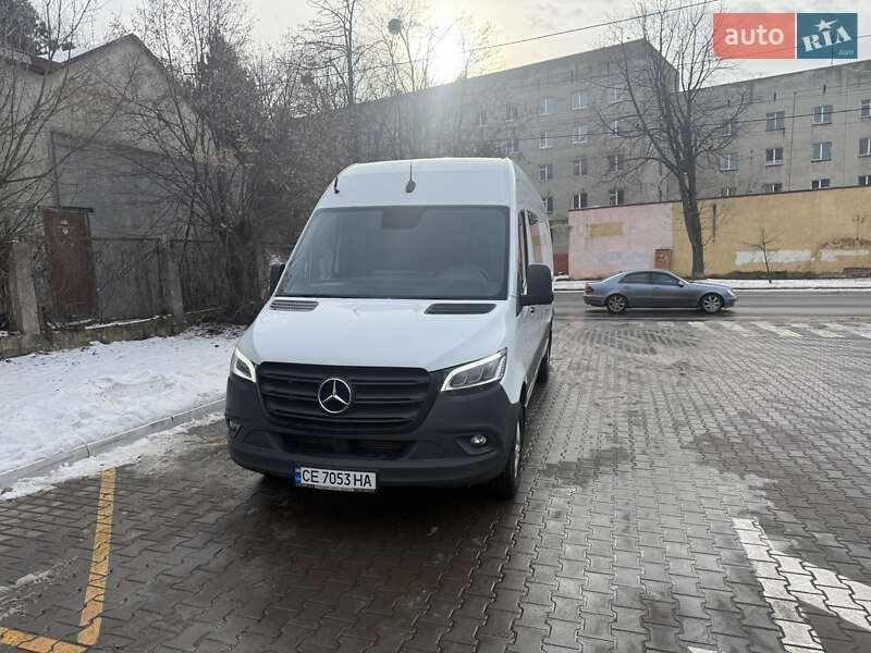 Mercedes-Benz Sprinter 2021