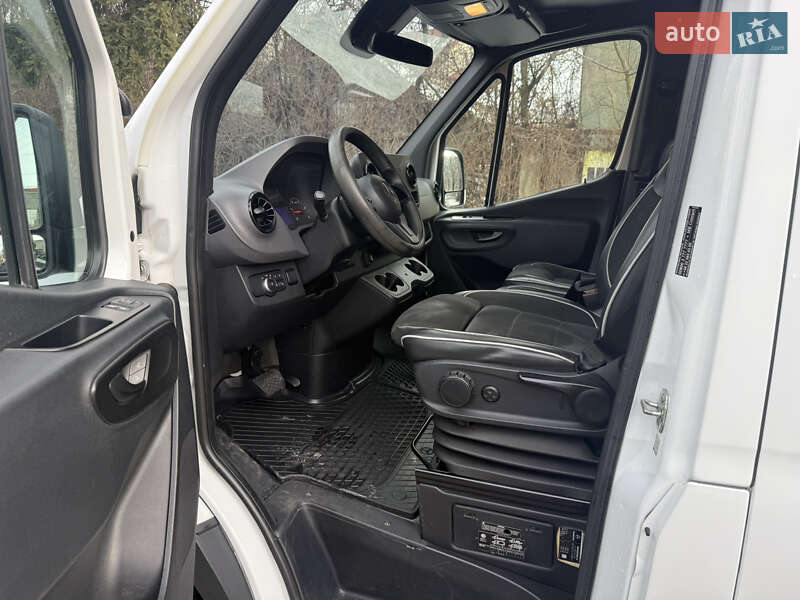 Вантажний фургон Mercedes-Benz Sprinter 2021 в Чернівцях