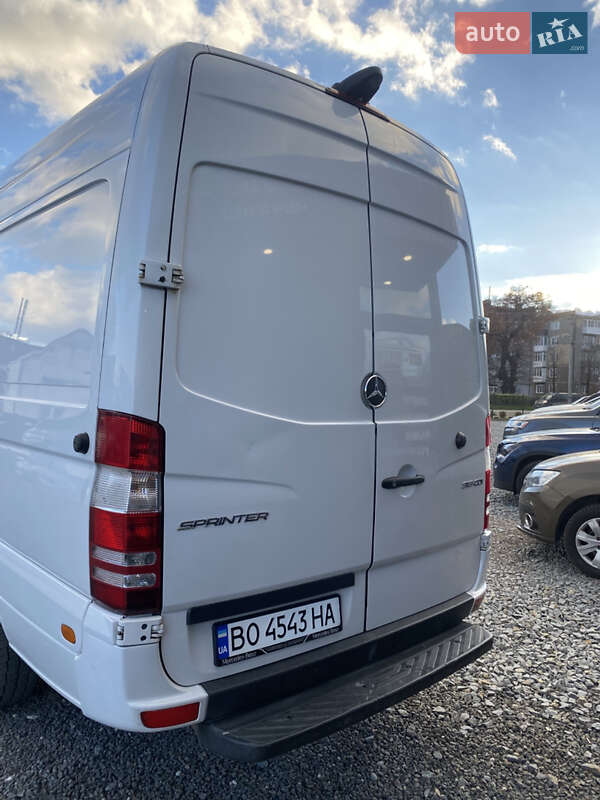 Мінівен Mercedes-Benz Sprinter 2014 в Кременці фото 17 Мінівен Mercedes-Benz Sprinter 2014 в Кременці