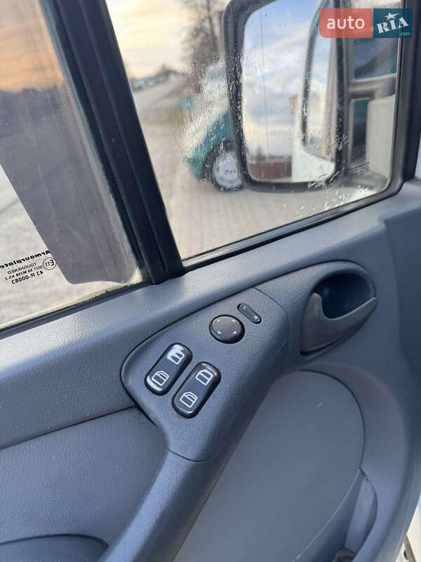 Мінівен Mercedes-Benz Sprinter 2005 в Тячеві