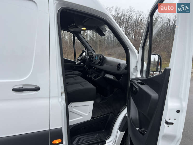 Грузовой фургон Mercedes-Benz Sprinter 2020 в Киеве