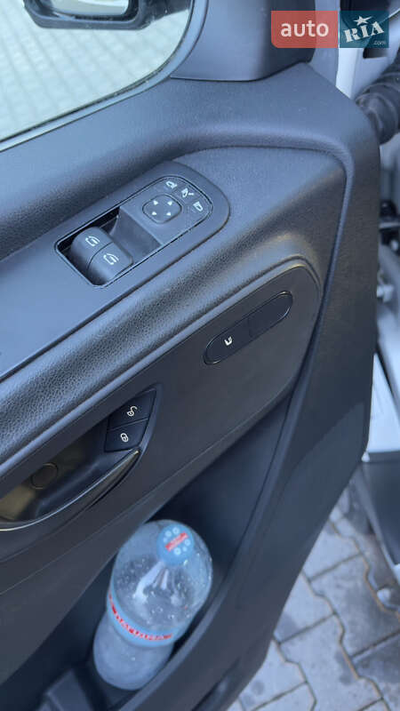 Вантажний фургон Mercedes-Benz Sprinter 2019 в Чернівцях