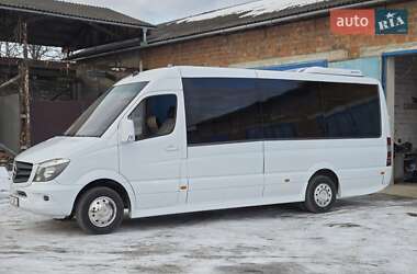 Туристичний / Міжміський автобус Mercedes-Benz Sprinter 2015 в Чернівцях