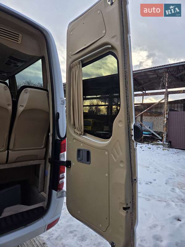 Туристичний / Міжміський автобус Mercedes-Benz Sprinter 2015 в Чернівцях