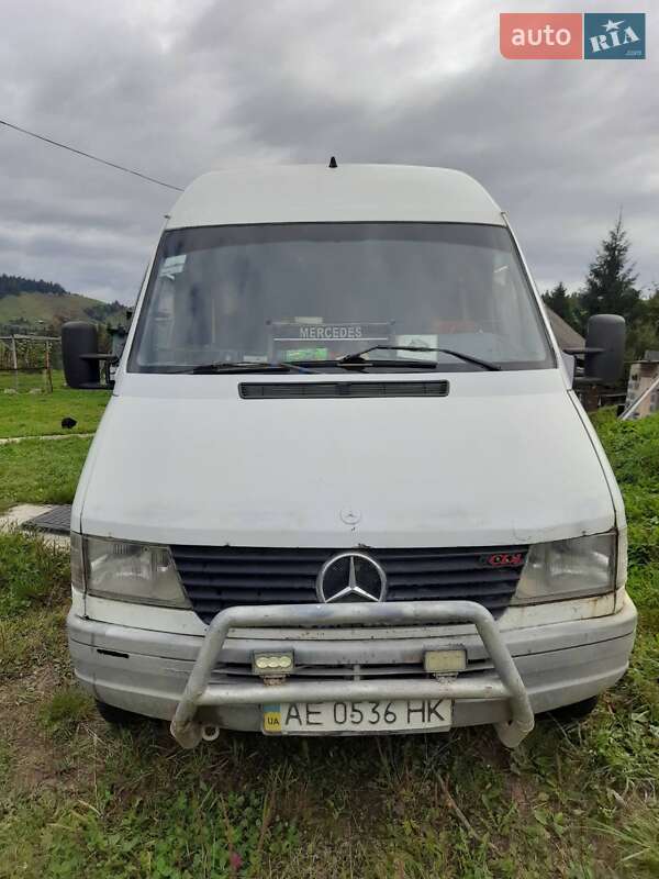 Mercedes-Benz Sprinter 2000 Mercedes-Benz Sprinter 2000