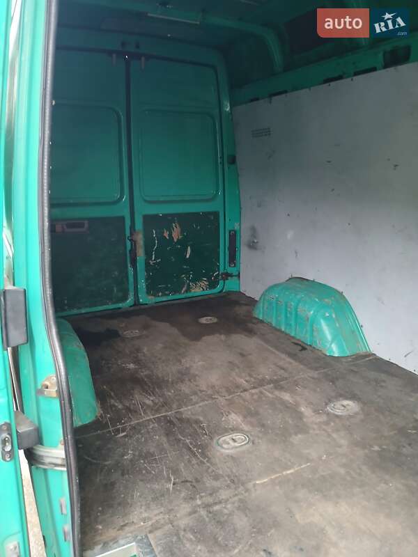 Грузопассажирский фургон Mercedes-Benz Sprinter 1999 в Запорожье фото 5 Грузопассажирский фургон Mercedes-Benz Sprinter 1999 в Запорожье