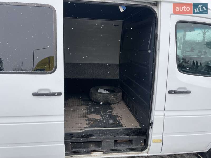 Грузопассажирский фургон Mercedes-Benz Sprinter 2005 в Лановцах фото 10 Грузопассажирский фургон Mercedes-Benz Sprinter 2005 в Лановцах