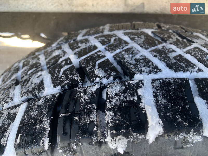 Грузовой фургон Mercedes-Benz Sprinter 2003 в Львове