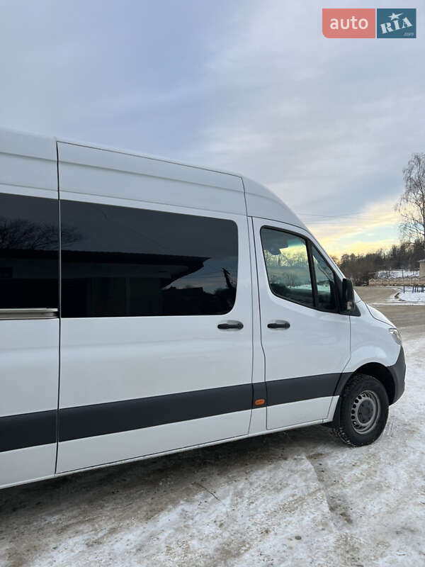 Микроавтобус Mercedes-Benz Sprinter 2020 в Черновцах фото 3 Микроавтобус Mercedes-Benz Sprinter 2020 в Черновцах