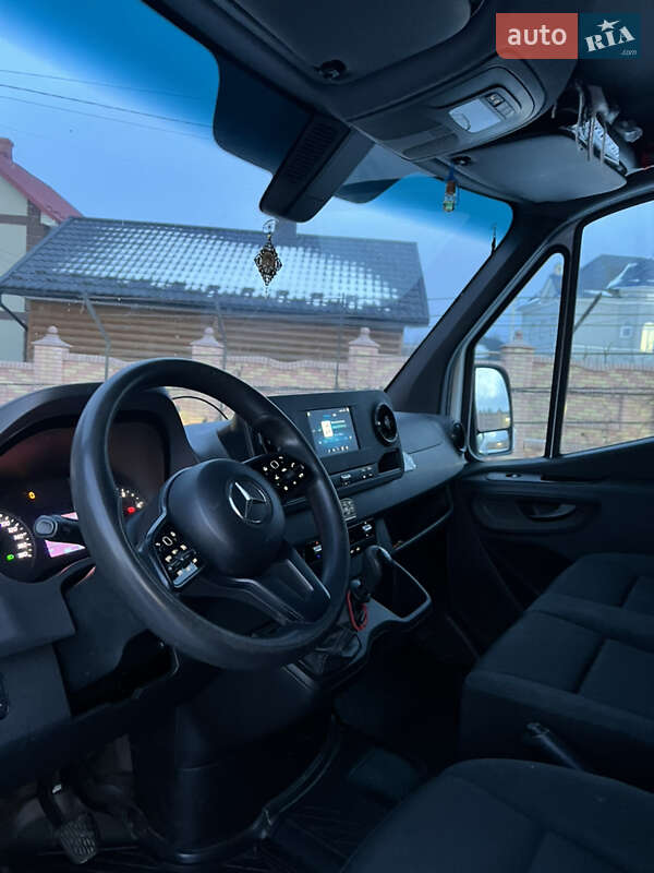 Микроавтобус Mercedes-Benz Sprinter 2020 в Черновцах фото 15 Микроавтобус Mercedes-Benz Sprinter 2020 в Черновцах