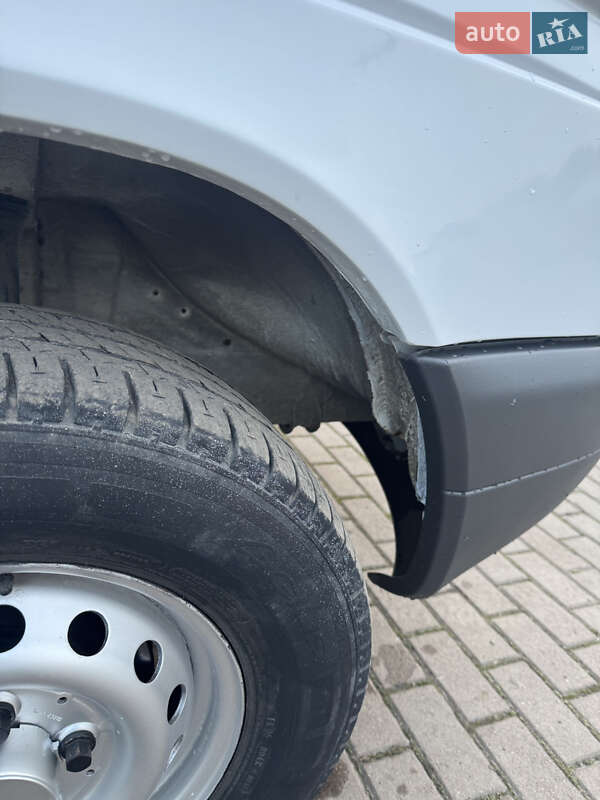 Грузовой фургон Mercedes-Benz Sprinter 2006 в Ровно фото 56 Грузовой фургон Mercedes-Benz Sprinter 2006 в Ровно