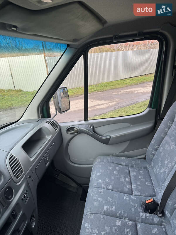 Грузовой фургон Mercedes-Benz Sprinter 2005 в Ровно фото 40 Грузовой фургон Mercedes-Benz Sprinter 2005 в Ровно