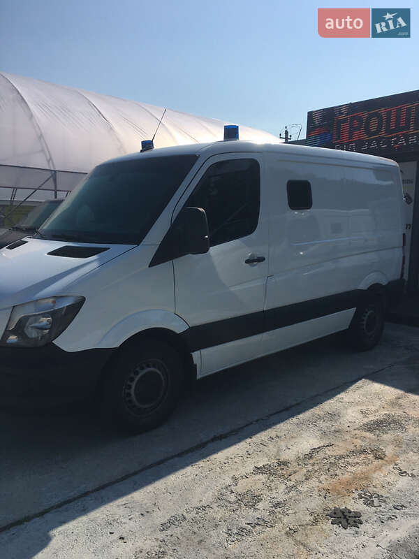 Бронированный автомобиль Mercedes-Benz Sprinter 2018 в Киеве фото 19 Бронированный автомобиль Mercedes-Benz Sprinter 2018 в Киеве