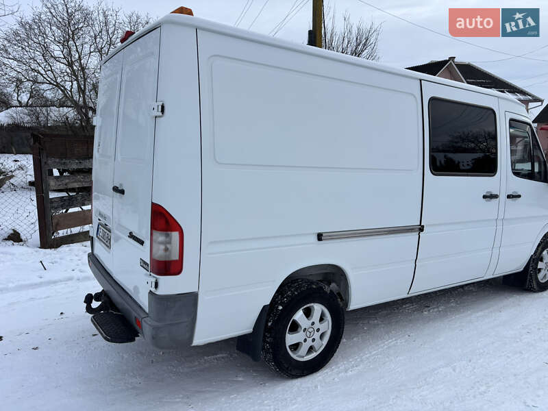 Минивэн Mercedes-Benz Sprinter 2003 в Керстенцах