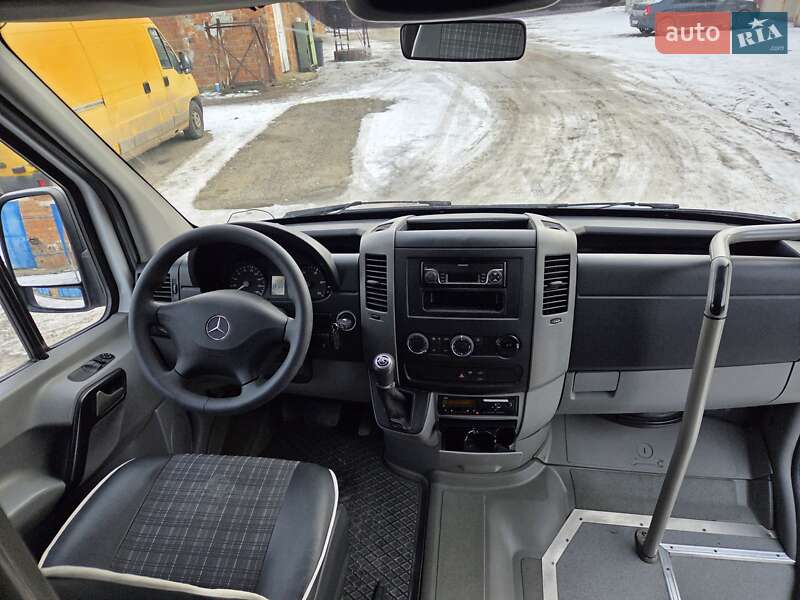 Туристичний / Міжміський автобус Mercedes-Benz Sprinter 2014 в Чернівцях