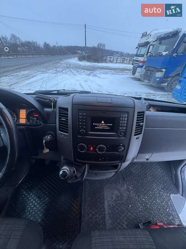 Вантажний фургон Mercedes-Benz Sprinter 2015 в Хотині фото 10 Вантажний фургон Mercedes-Benz Sprinter 2015 в Хотині