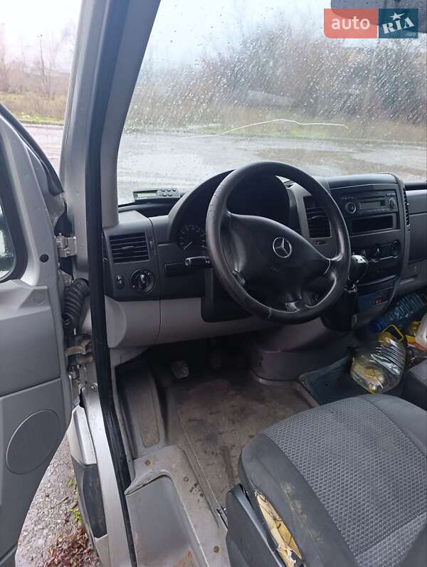 Рефрижератор Mercedes-Benz Sprinter 2010 в Кривом Роге фото 4 Рефрижератор Mercedes-Benz Sprinter 2010 в Кривом Роге