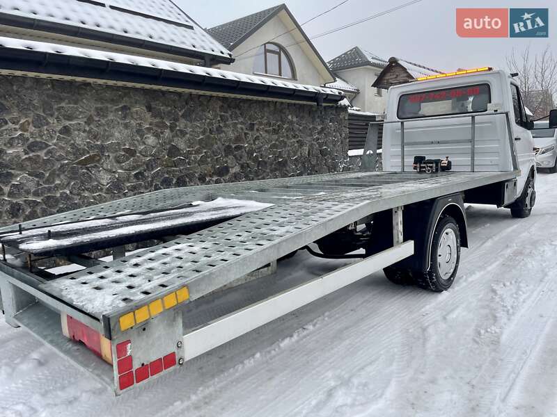 Эвакуатор Mercedes-Benz Sprinter 2002 в Виннице