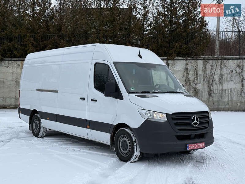 Mercedes-Benz Sprinter 2021