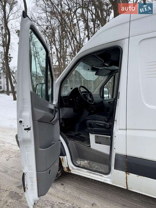 Микроавтобус грузовой (до 3,5т) Mercedes-Benz Sprinter 2008 в Черновцах