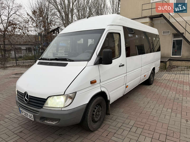 Mercedes-Benz Sprinter 2001