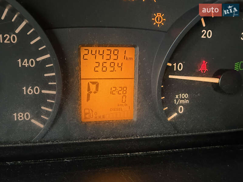 Грузовой фургон Mercedes-Benz Sprinter 2016 в Хмельницком