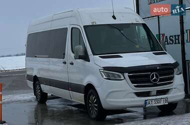 Универсал Mercedes-Benz Sprinter 2018 в Дрогобыче
