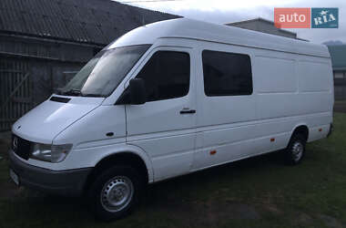 Грузовой фургон Mercedes-Benz Sprinter 1996 в Тячеве