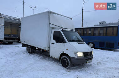 Вантажний фургон Mercedes-Benz Sprinter 2000 в Києві